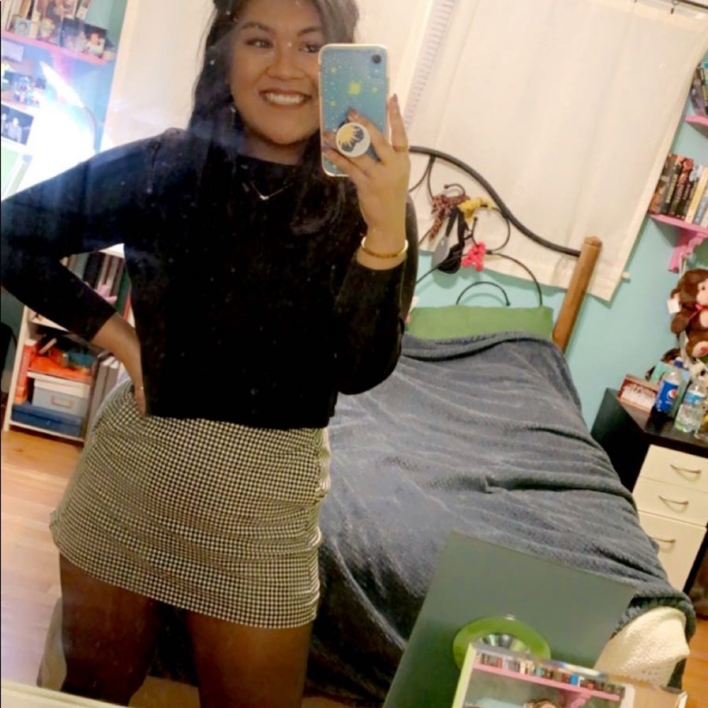 Checkered Mini Skirt w Pockets